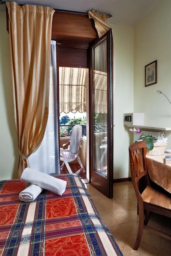 Hotel Lory Garda  2*, Garda (Verona) Italien