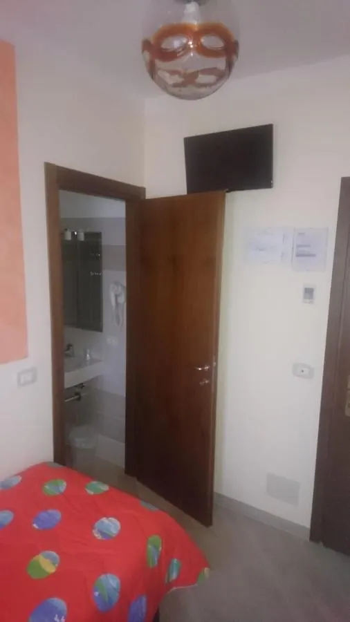 Hotel Lory Garda  Garda (Verona)